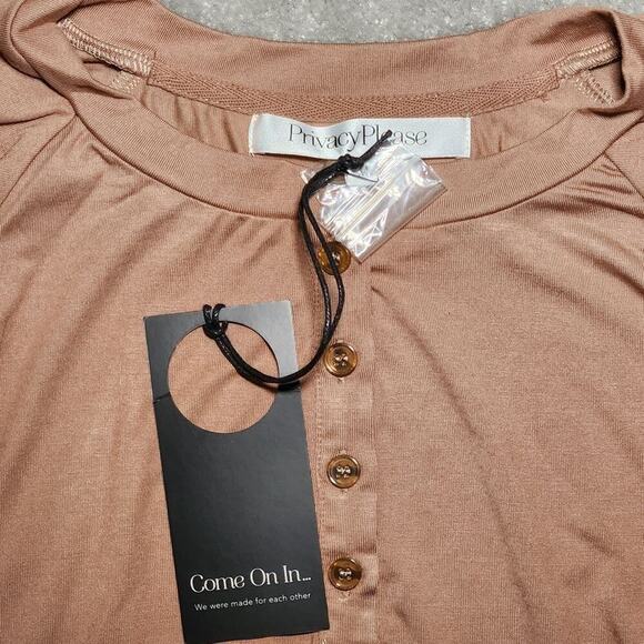 Nwt Privacy Please Lounge Camille Crop Long sleeve Top in Tan size M - Picture 4 of 7